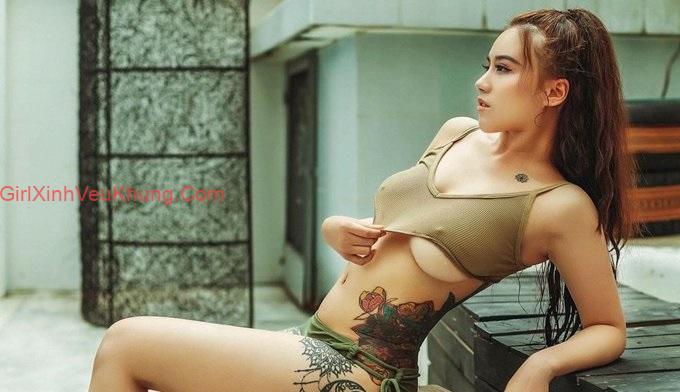 Ảnh Linh Miu sexy mặc bikini siêu nhỏ và mỏng khoe hàng