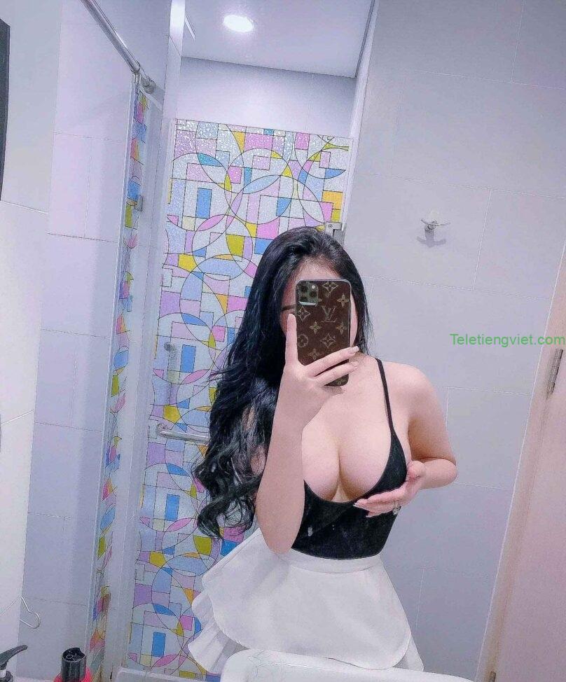 Hình ảnh girl xinh, vú đẹp và to bự, mông căng, lồn múp