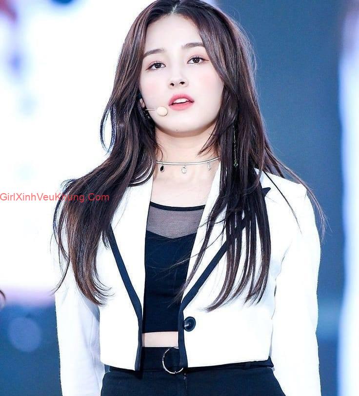 Hình Nancy Momoland 